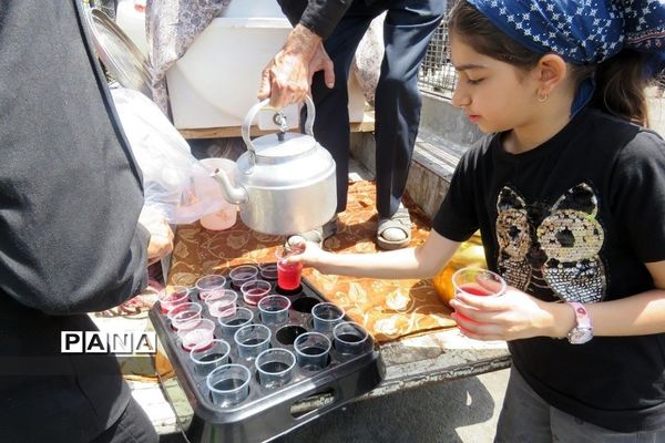 دسته‌های عزاداری ظهر عاشورا در قیامدشت