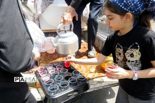 دسته‌های عزاداری ظهر عاشورا در قیامدشت