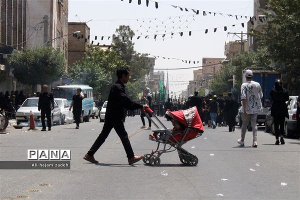 اجتماع بزرگ هیات عزاداری نصیرشهر در عاشورای حسینی