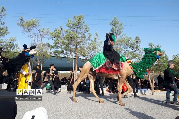 آیین عزاداری روز عاشورا در ابرکوه