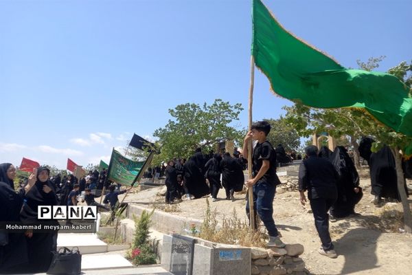 آیین 100 ساله زنجیر زنی در روستای جاغرق
