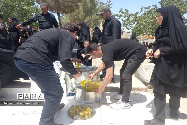 آیین 100 ساله زنجیر زنی در روستای جاغرق