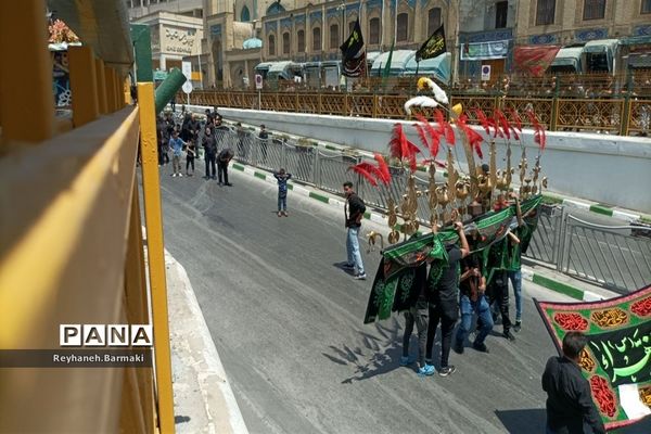 قافله عزاداری صبح عاشورا مشهد مقدس