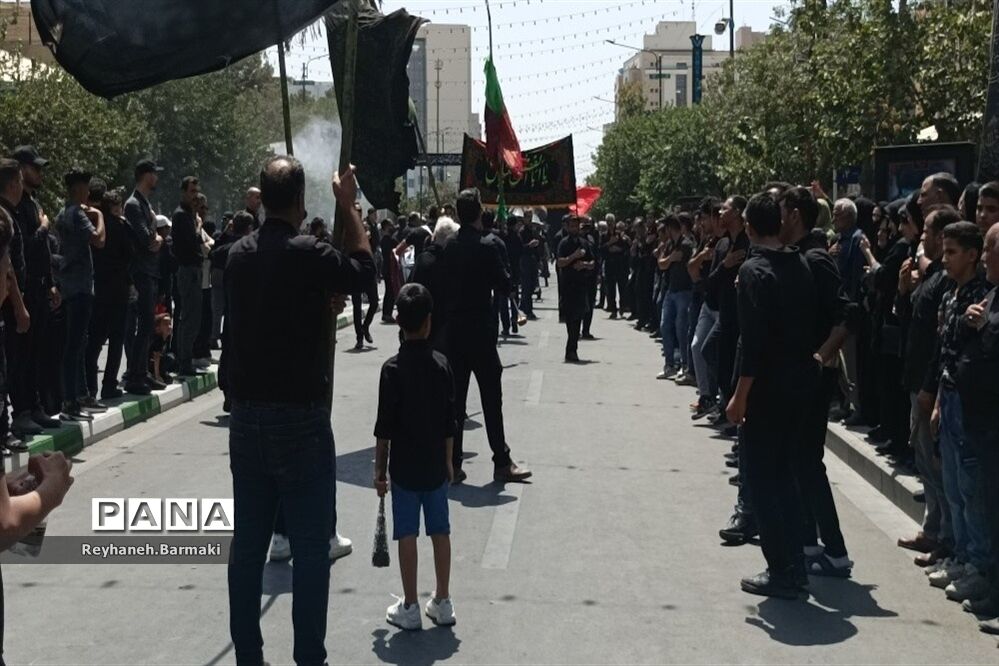 قافله عزاداری صبح عاشورا مشهد مقدس