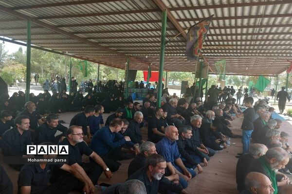 برگزاری مراسم عزاداری ظهر عاشورا حسینی در روستای محمدآباد عرب‌ها بخش جوادآباد