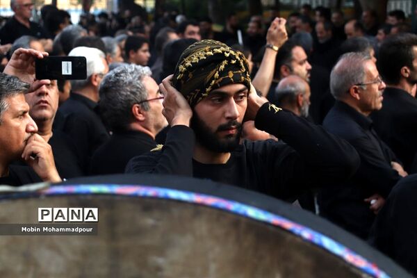 مراسم عزاداری دستجات حسینی در استانداری آذربایجان شرقی