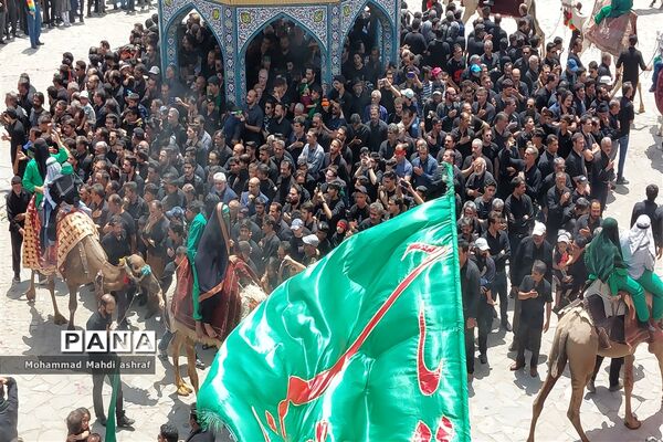 عزاداری روز عاشورا در شهر بافران نایین