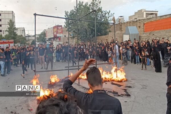 مراسم خیمه سوزان ،ظهر عاشورا در مصلی مشهد مقدس