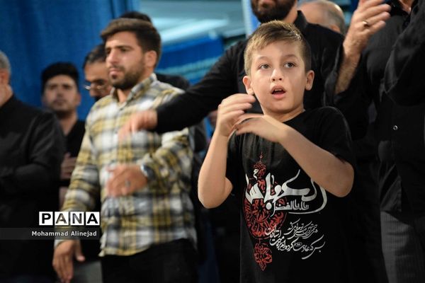 مراسم عزاداری  حسینی در حسینیه ثارالله خرم آباد