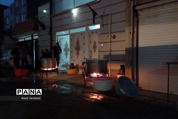 خدمت مردم شهرستان قرچک به عاشقان امام حسین (ع)