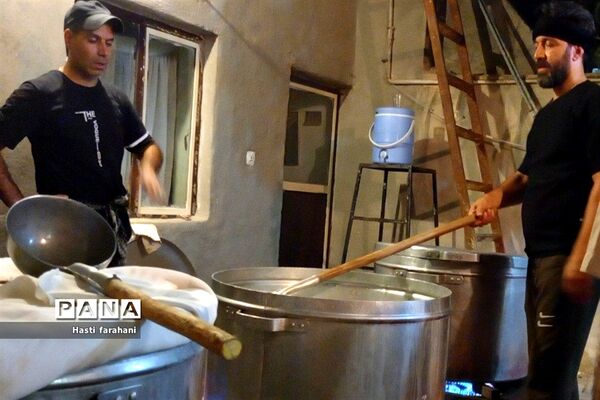 خدمت مردم شهرستان قرچک به عاشقان امام حسین (ع)