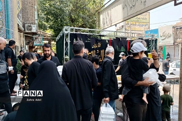 تجمع عزاداران شهرستان قرچک در روز سوم شهادت امام حسین(ع)