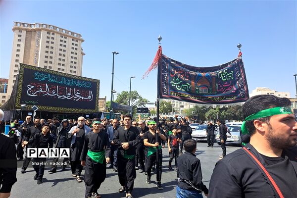 مراسم عاشورا حسینی و شام غریبان