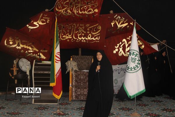 اعزام ۱۲۰ دانش‌آموز دختر زیارت‌اولی یزدی به مشهد مقدس
