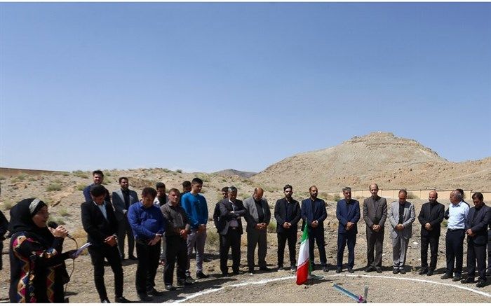 سی‌و‌سومین هنرستان هم‌جوار صنعت استان اصفهان کلنگ‌زنی شد