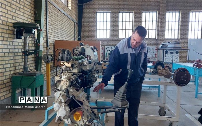 چرا خانواده‌ها از رشته‌های هنرستانی استقبال نمی‌کنند