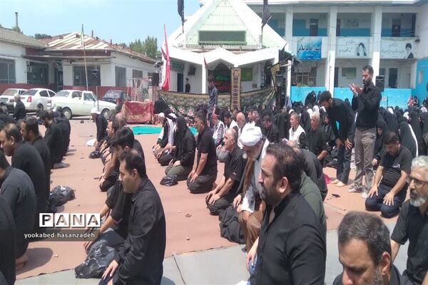اقامه نماز ظهر و عصر عاشورا در محمودآباد