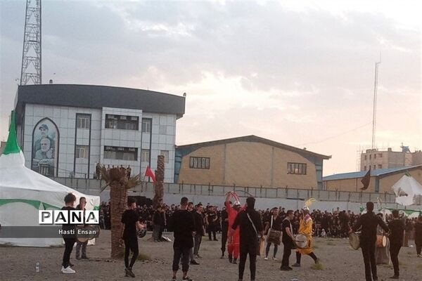 برگزاری مراسم خیمه سوزان در شهرک غرب مشهد