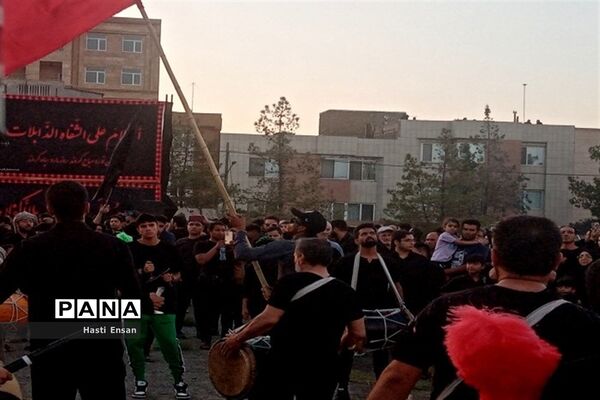 برگزاری مراسم خیمه سوزان در شهرک غرب مشهد