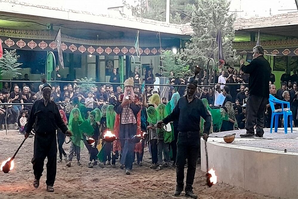 مراسم تعزیه‌خوانی شهادت امام حسین(ع) در شهر شهید‌پرور کوشک