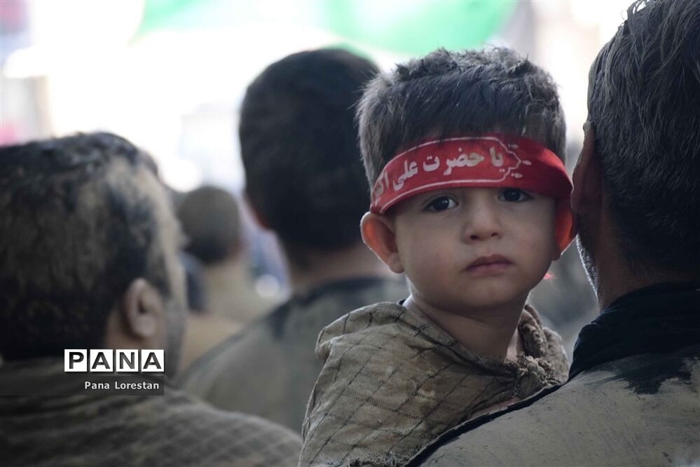 آیین «گل مالی»؛ عاشورای لرستان