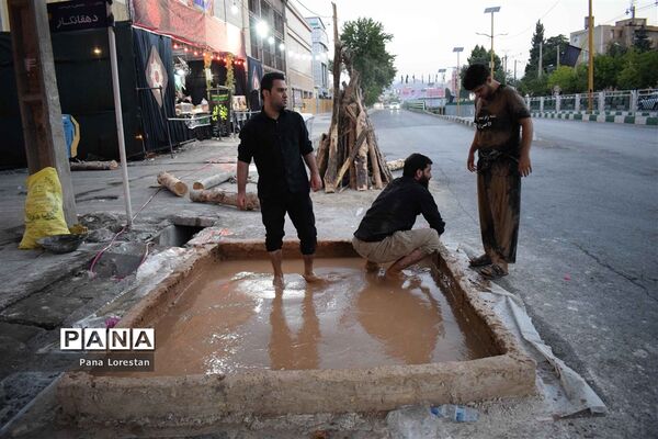 آیین «گل مالی»؛ عاشورای لرستان
