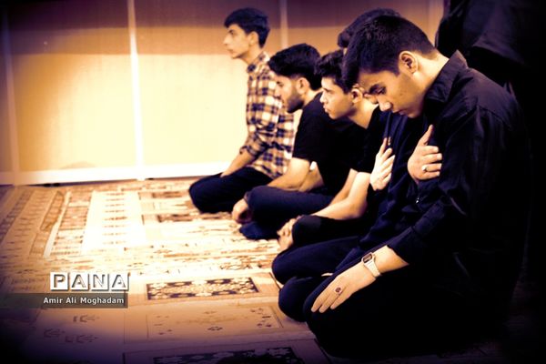 هیات دانش‌آموزی «پیشتازان حسینی»