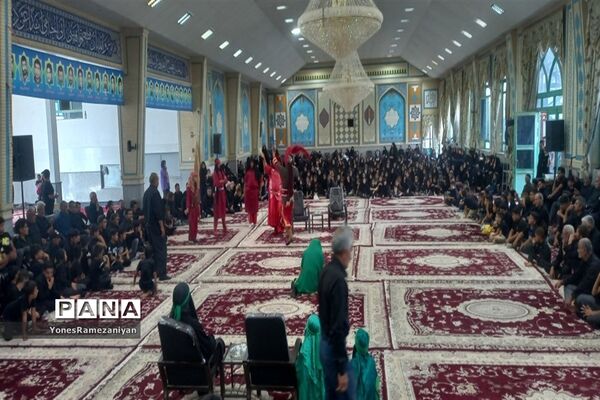 تعزیه‌خوانی روز عاشورا در روستای مزده خلیل‌آباد