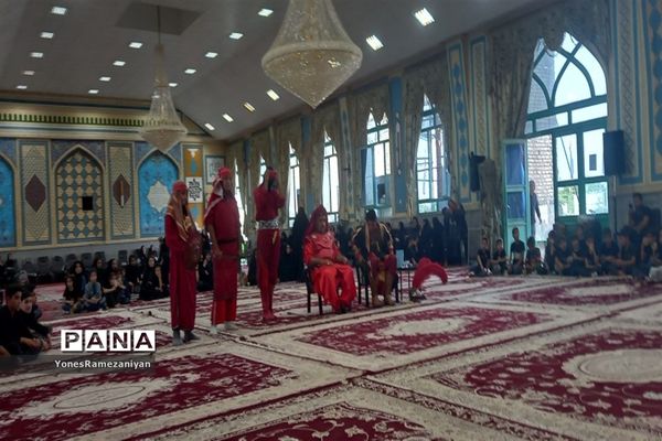 تعزیه‌خوانی روز عاشورا در روستای مزده خلیل‌آباد