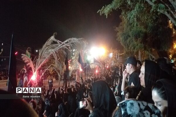 مراسم سوگواری شام غریبان در مشهد مقدس