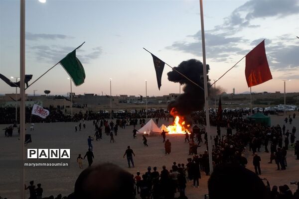 برگزاری مراسم عزاداری خیمه‌سوزان عصر عاشورا در ابرکوه