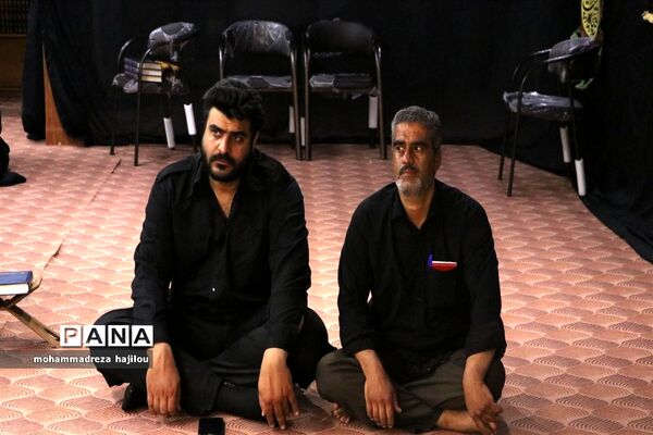 احیا قرآنی شب عاشورا در شهرستان ساوه