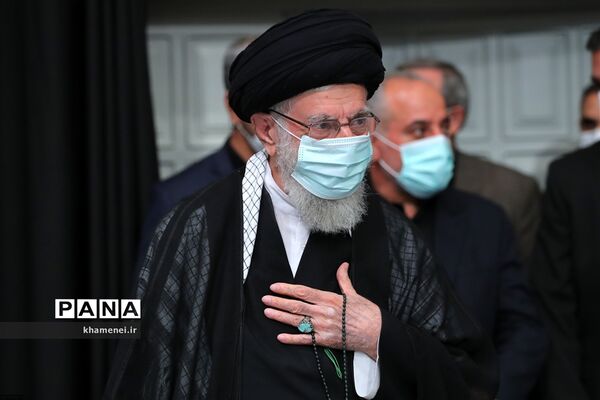 عزاداری شب تاسوعا با حضور رهبر انقلاب