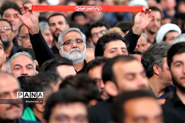 عزاداری شب تاسوعا با حضور رهبر انقلاب