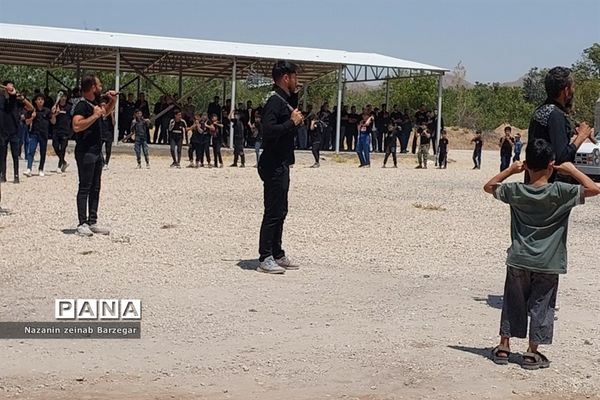 مراسم عزاداری و زنجیر‌زنی روز عاشورا در بوانات