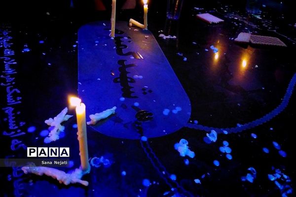 مراسم شام غریبان در جوار آرامگاه شهید گمنام