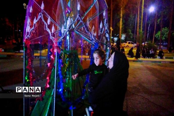 مراسم شام غریبان در جوار آرامگاه شهید گمنام