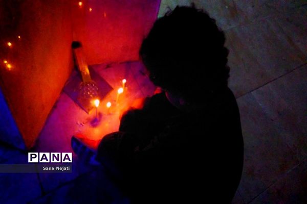 مراسم شام غریبان در جوار آرامگاه شهید گمنام