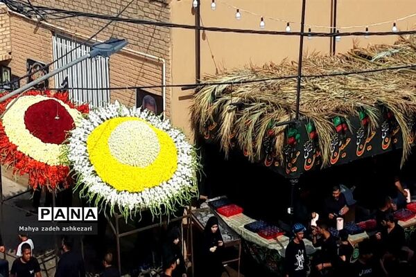 ‌عزاداری و نخل‌برداری مردم حسینی اشکذر در روز عاشورا
