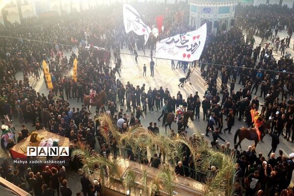 ‌عزاداری و نخل‌برداری مردم حسینی اشکذر در روز عاشورا