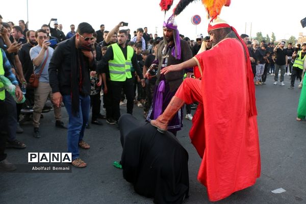حرکت کاروان اسرا با عنوان «قافله غریبان نینوا» در جمکران