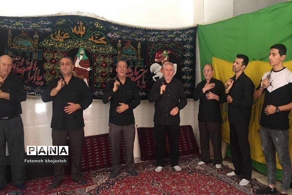 خدمت مردمان شهرستان قرچک به عزادارن حسینی در محرم