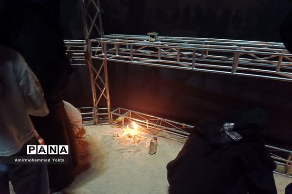 مراسم  عزاداری شام غریبان در حرم  مطهر علی بن حمزه(ع)