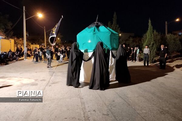 مراسم تعزیۀ خیمه‌سوزانی شام غریبان در شیراز