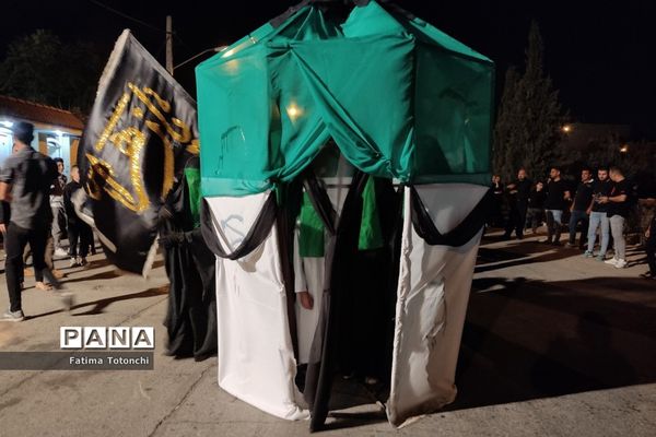 مراسم تعزیۀ خیمه‌سوزانی شام غریبان در شیراز