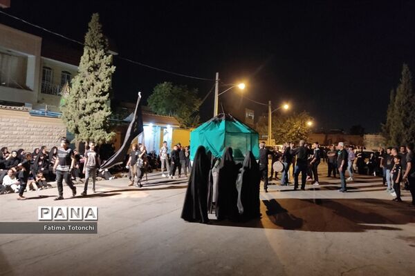 مراسم تعزیۀ خیمه‌سوزانی شام غریبان در شیراز