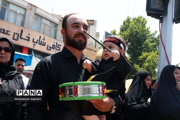 ‌حضور پُرشور دانش‌آموزان و خبرنگاران پانا کرمانشاه در تاسوعا و عاشورا حسینی