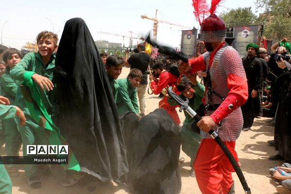 جلوه‌هایی ازعزاداری و نمایش تعزیه در قم -2