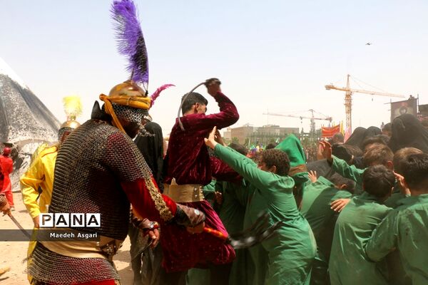 جلوه‌هایی ازعزاداری و نمایش تعزیه در قم -2