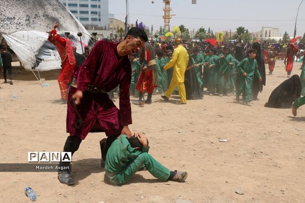 جلوه‌هایی ازعزاداری و نمایش تعزیه در قم -2